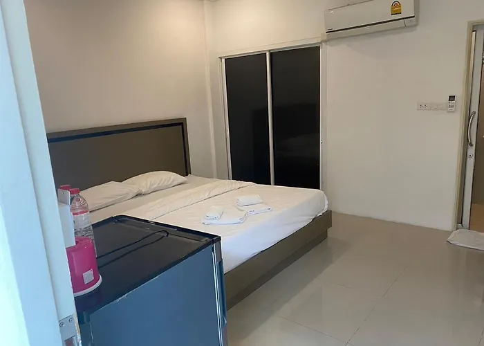 Guest house S.e.t Thanmongkol Bangkok