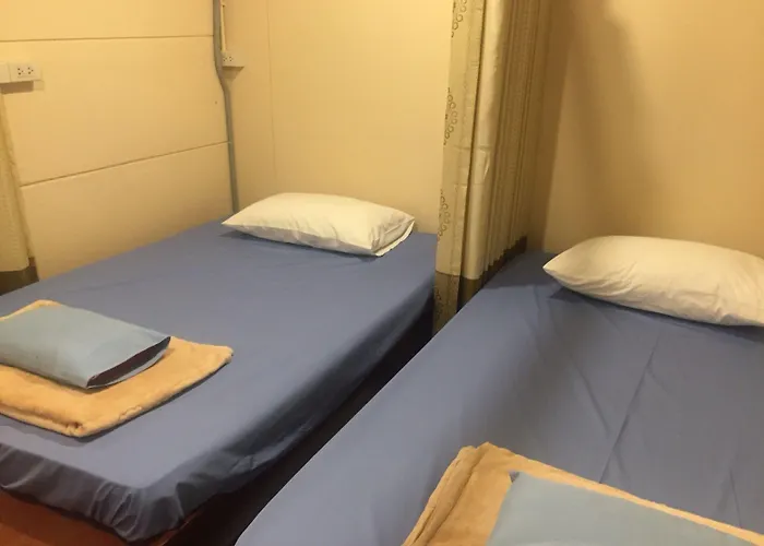 S.e.t Thanmongkol Guest house Bangkok