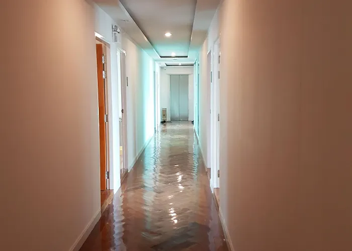 Guest house S.e.t Thanmongkol 3*