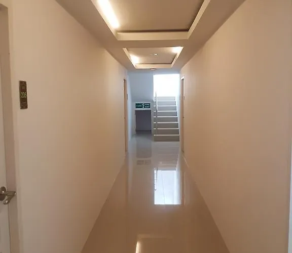 Guest house S.e.t Thanmongkol